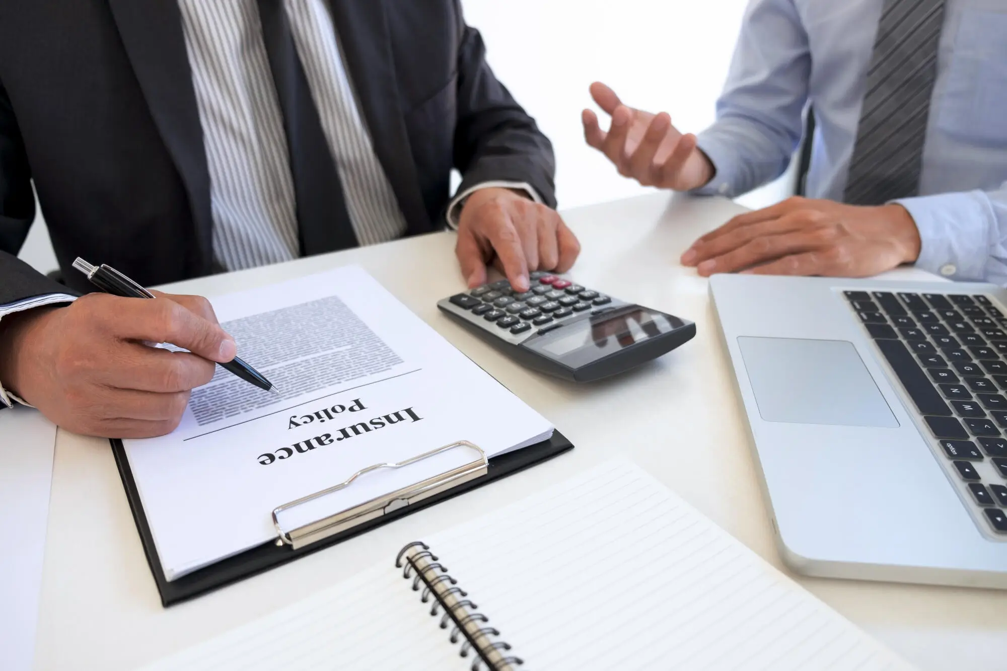 Should I Use a Home Warranty? A Guide for Littleton, CO, Landlords